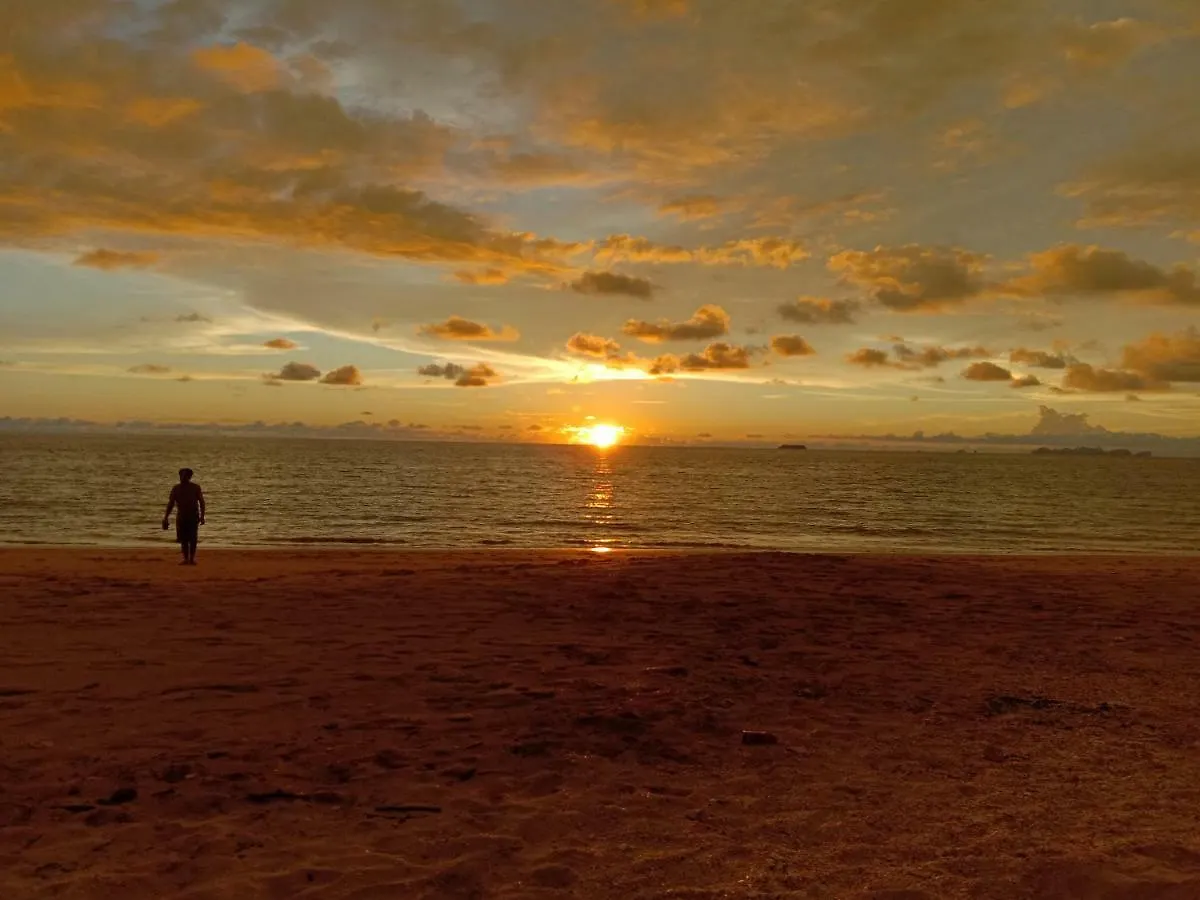 兰塔睡鲸酒店 Ko Lanta 招待所