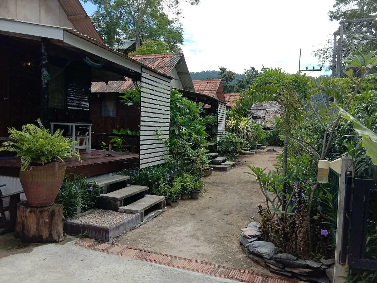 Sleep Whale Lanta Hotel Ko Lanta